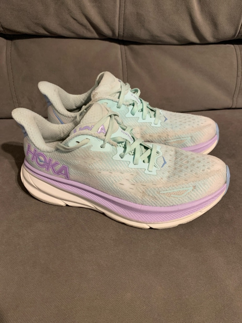 Hoka Clifton 9 Women's Running Sneakers in Mint and Lavender Accents - Picture 3 of 7